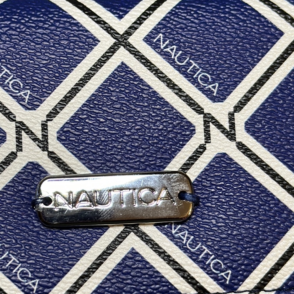 Nautica Money Manager RFID Women’s Wallet Clutch Organizer - Picture 2 of 11